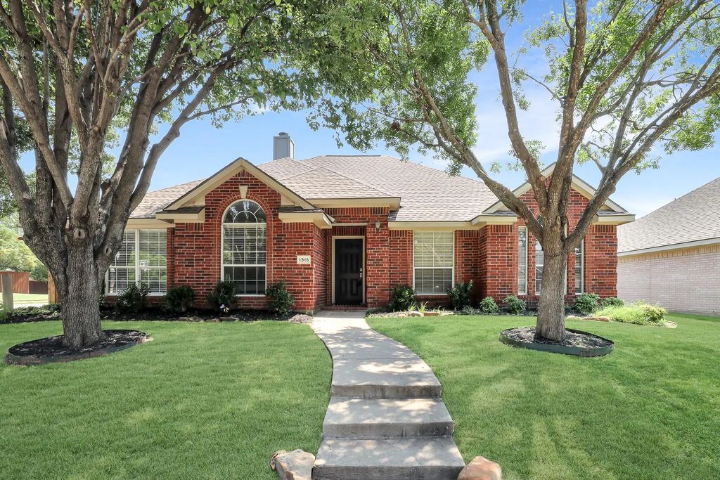 1315 Ballantrae Drive, Allen