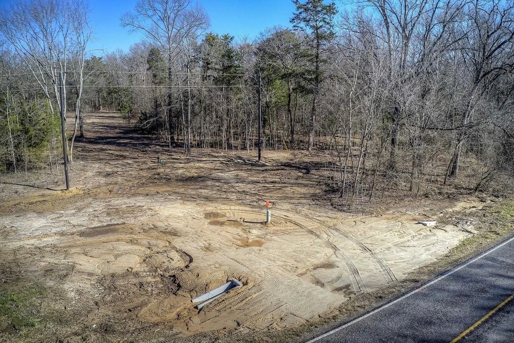 Tbd Fm-1567, Lone Oak