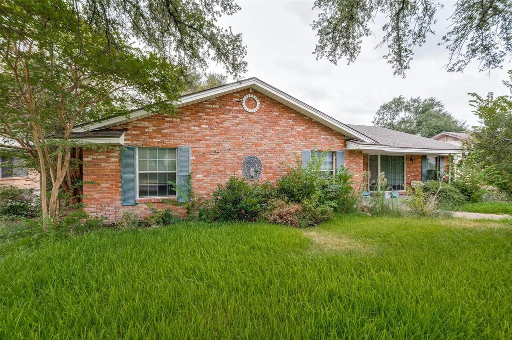 3324 Whitehall Drive, Dallas