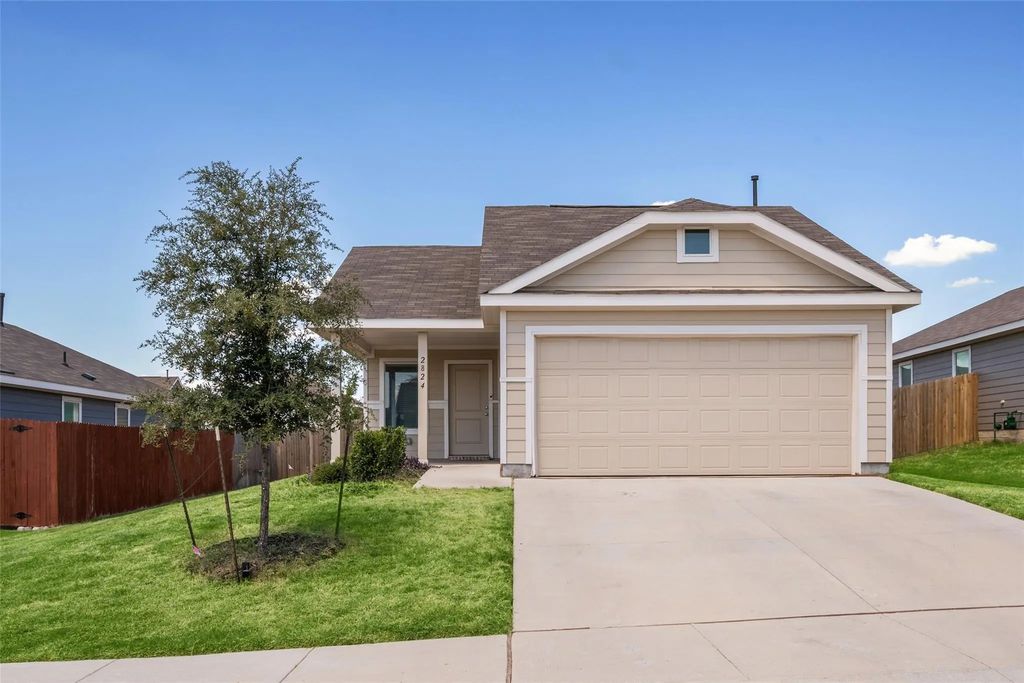 2824 Slatewood Drive, Fort Worth