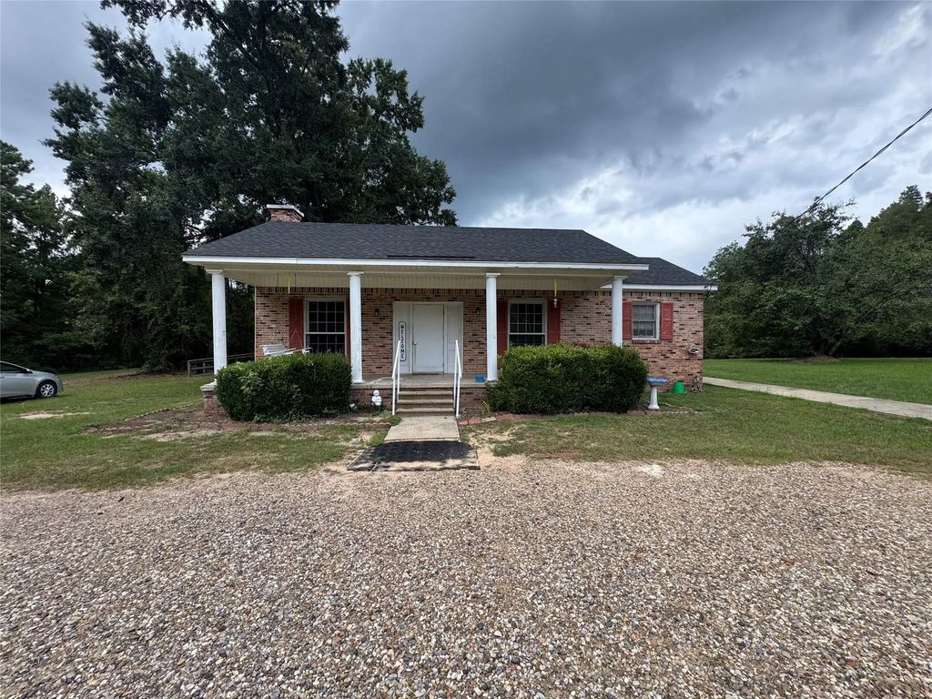 1804 Dorcheat Road, Minden