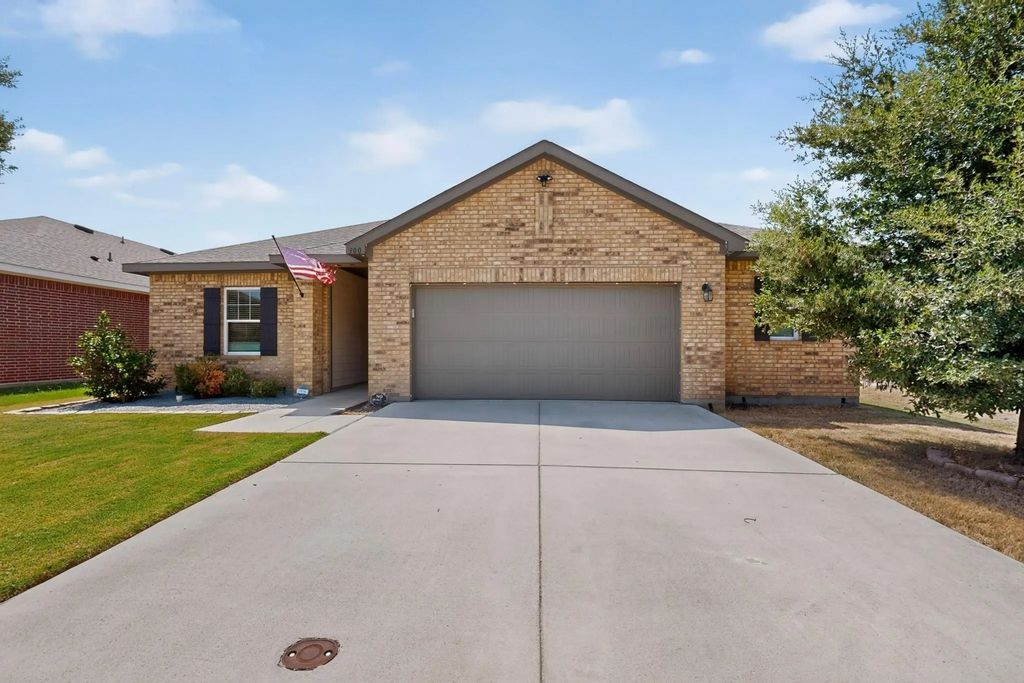 300 Concho River Drive, Glenn Heights