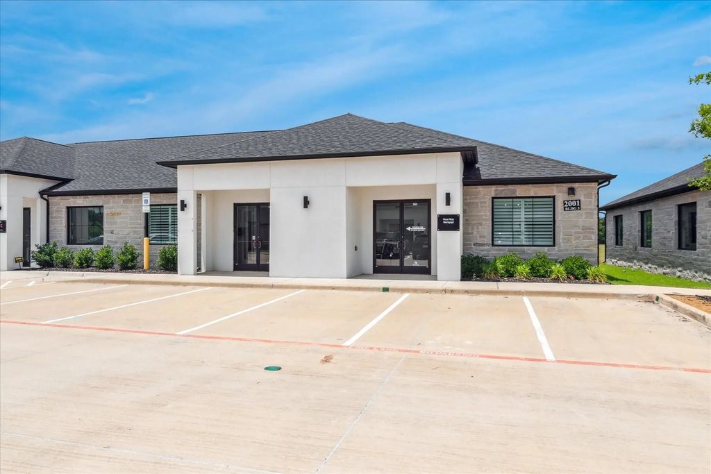 2001 Auburn Hills Parkway 303, McKinney