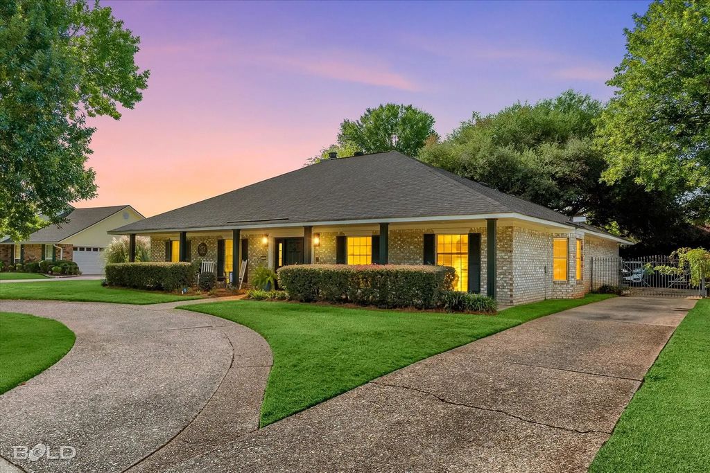 220 Norcross Street, Bossier City