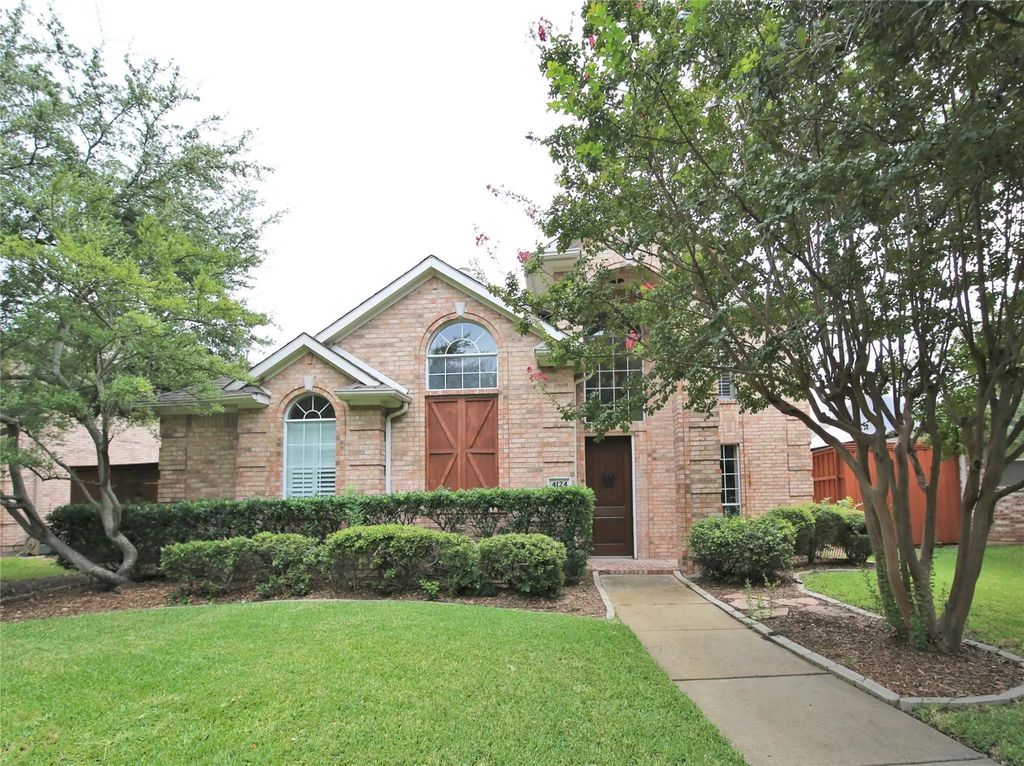 4124 Briarbend Road, Dallas