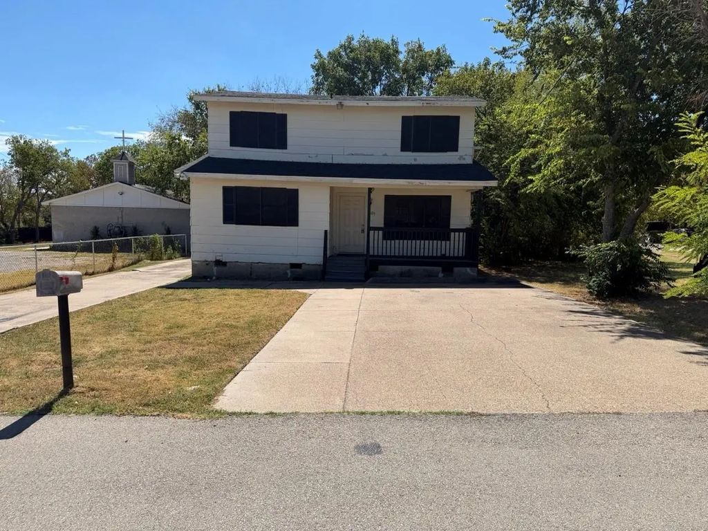 306 Lakey Road, Seagoville