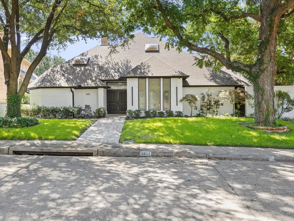 5602 Twin Brooks Drive, Dallas