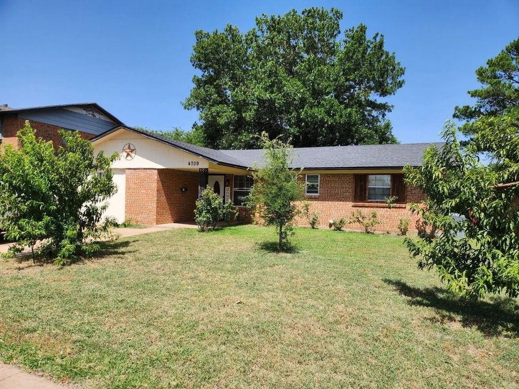 4709 Gay Street, Wichita Falls