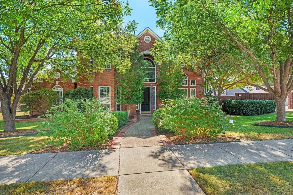 500 Overhill Drive, Allen