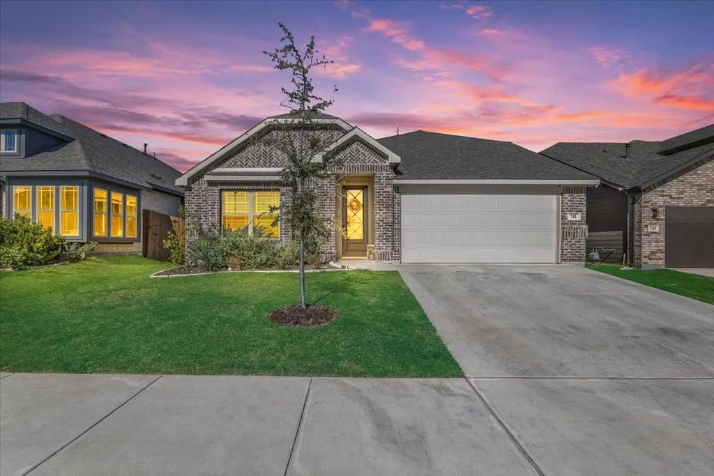 741 Godley Ranch Road, Godley