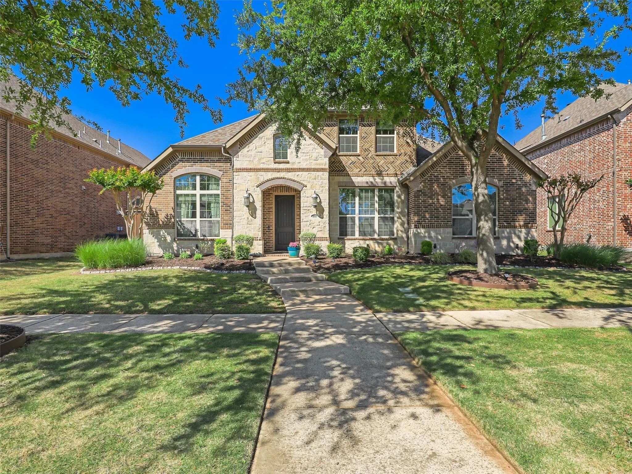 Photo of Listing #21378142
