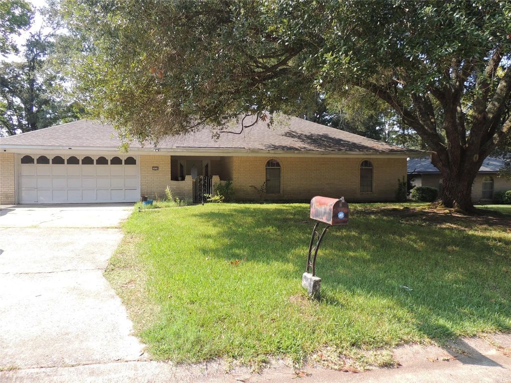 2029 S Kirkwood Drive, Shreveport