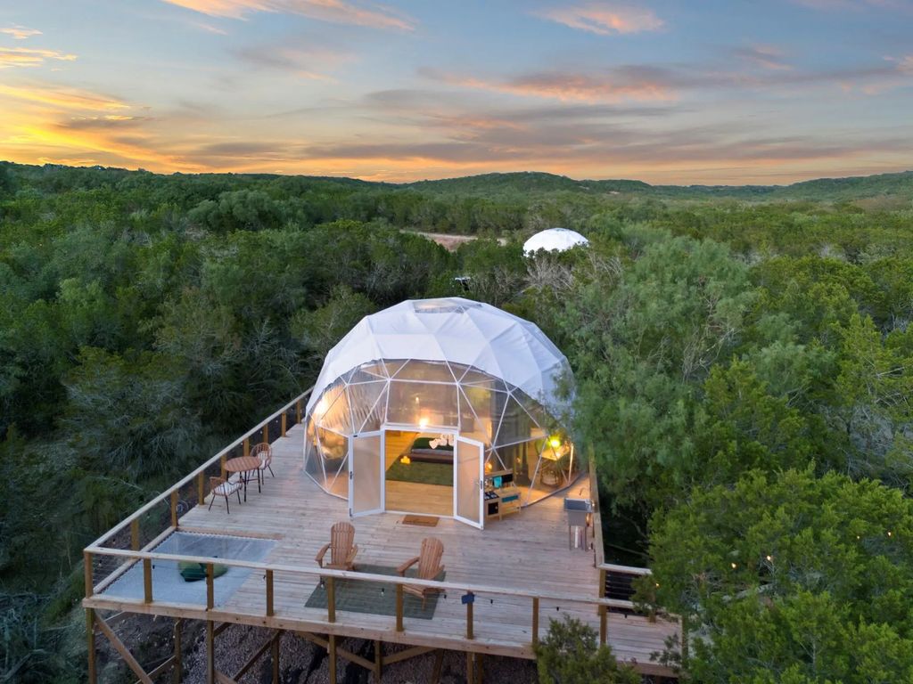 8209 County Rd 340, Marble Falls