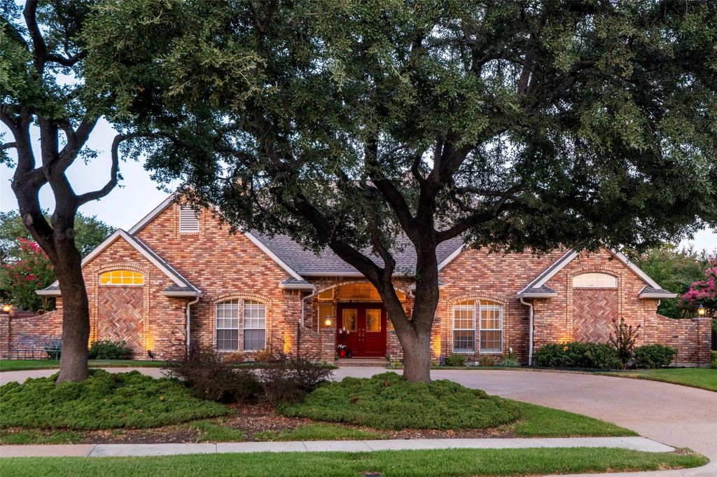 1608 Breakwater Lane, Plano