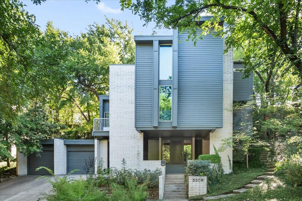 3509 Bellaire Park Court, Fort Worth