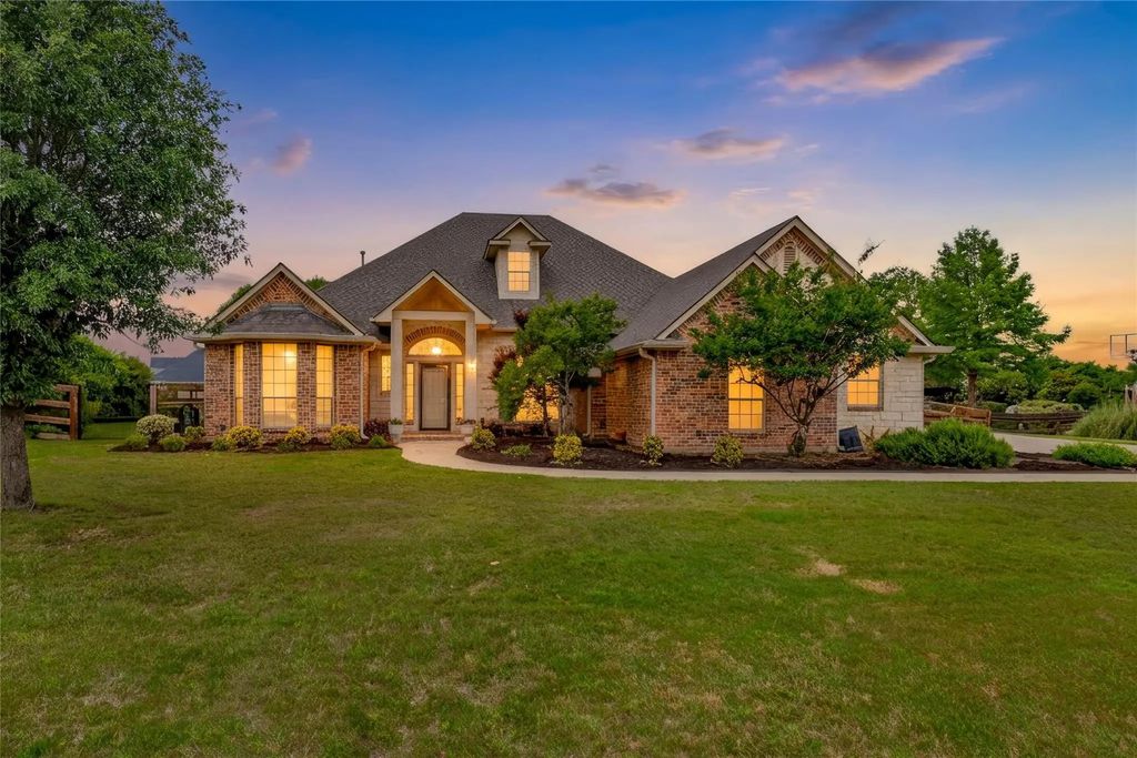 2304 Chipping Campden Road, Denton