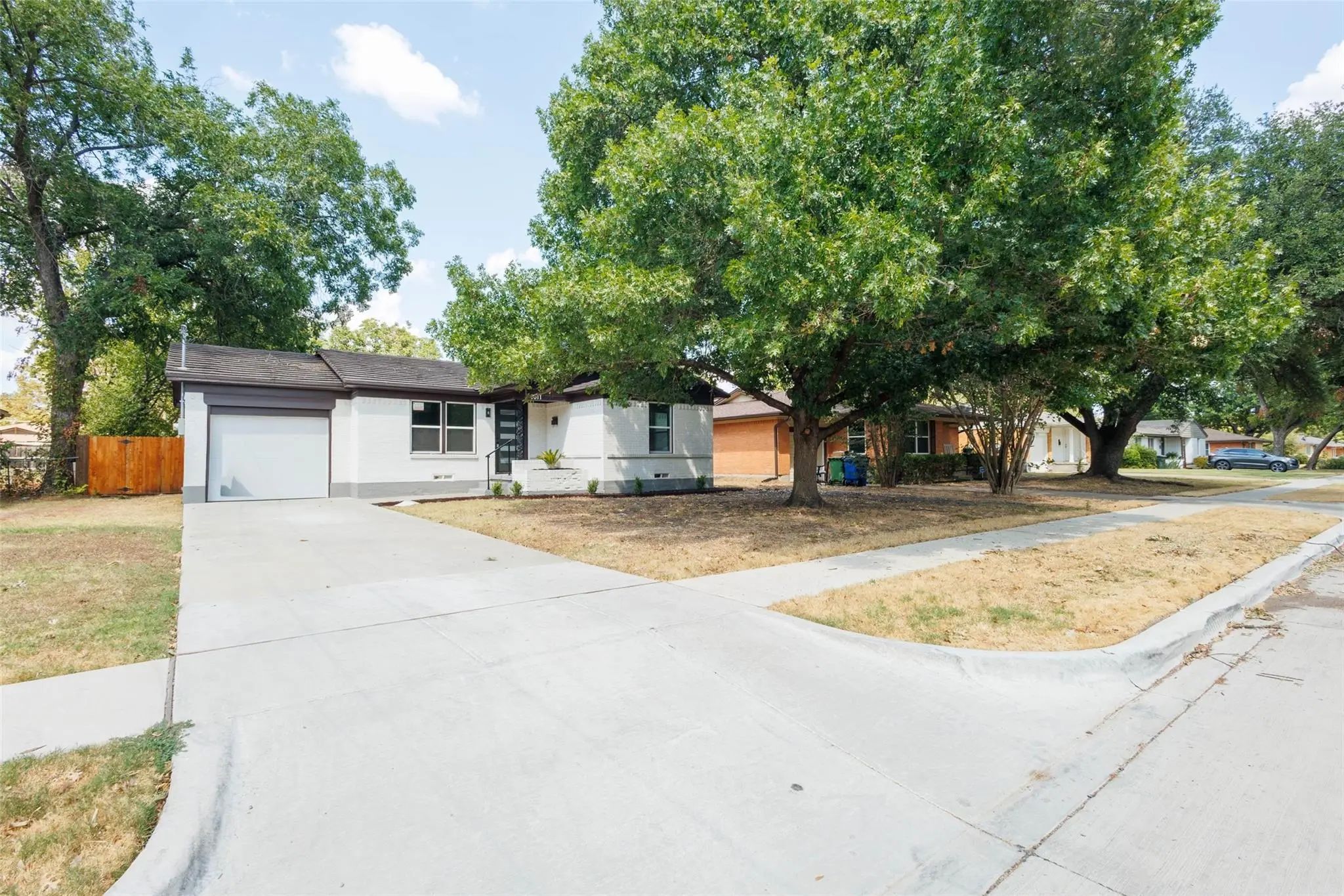 Photo of Listing #21378408