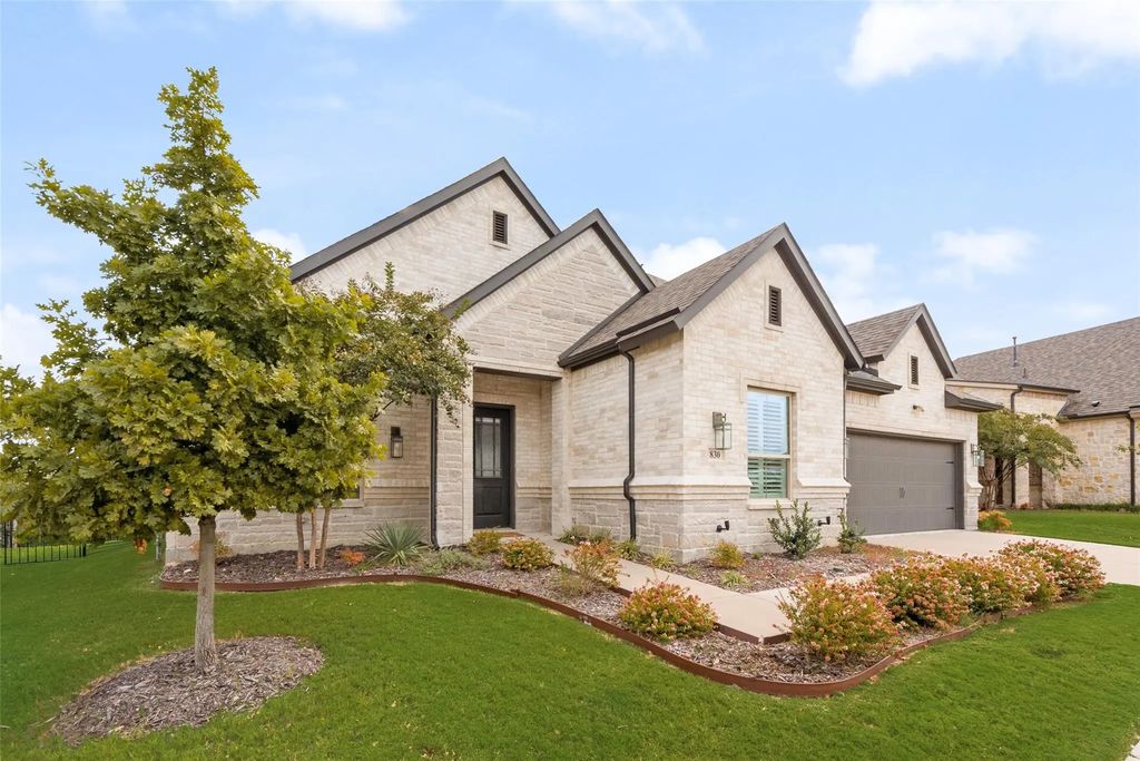 830 Rio Vista Lane, Rockwall