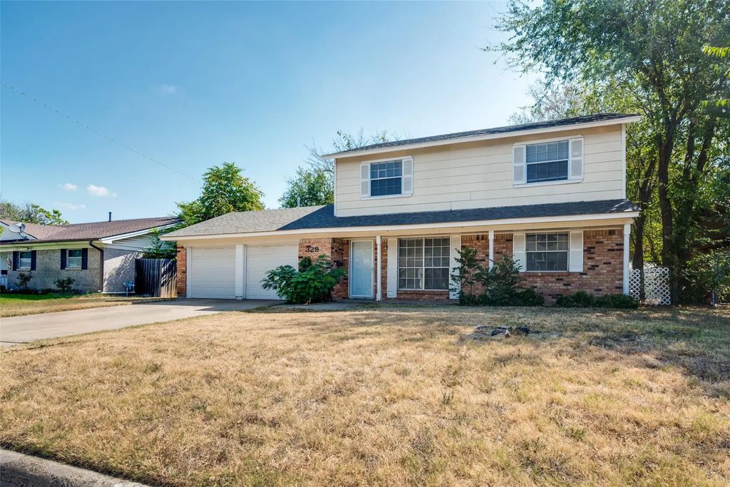 329 Deer Creek Road, Everman