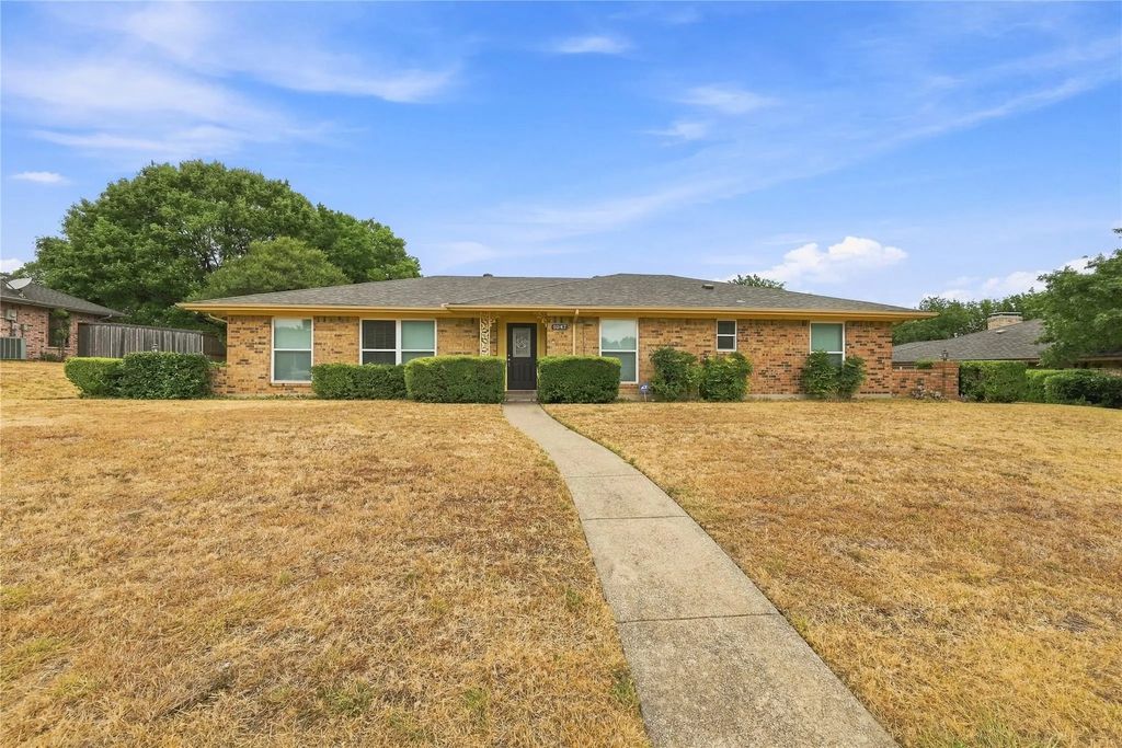 1047 Quail Run, Duncanville