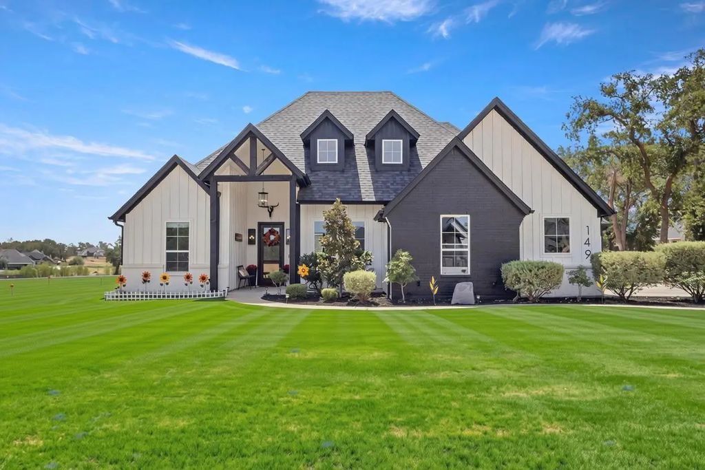 149 Clayton Crossing, Springtown
