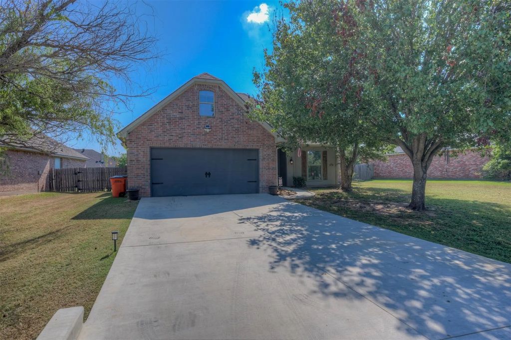 4007 Elizabeth Lane, Benton