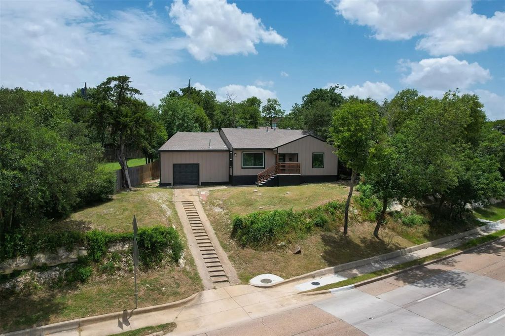 3134 W Jefferson Boulevard, Dallas