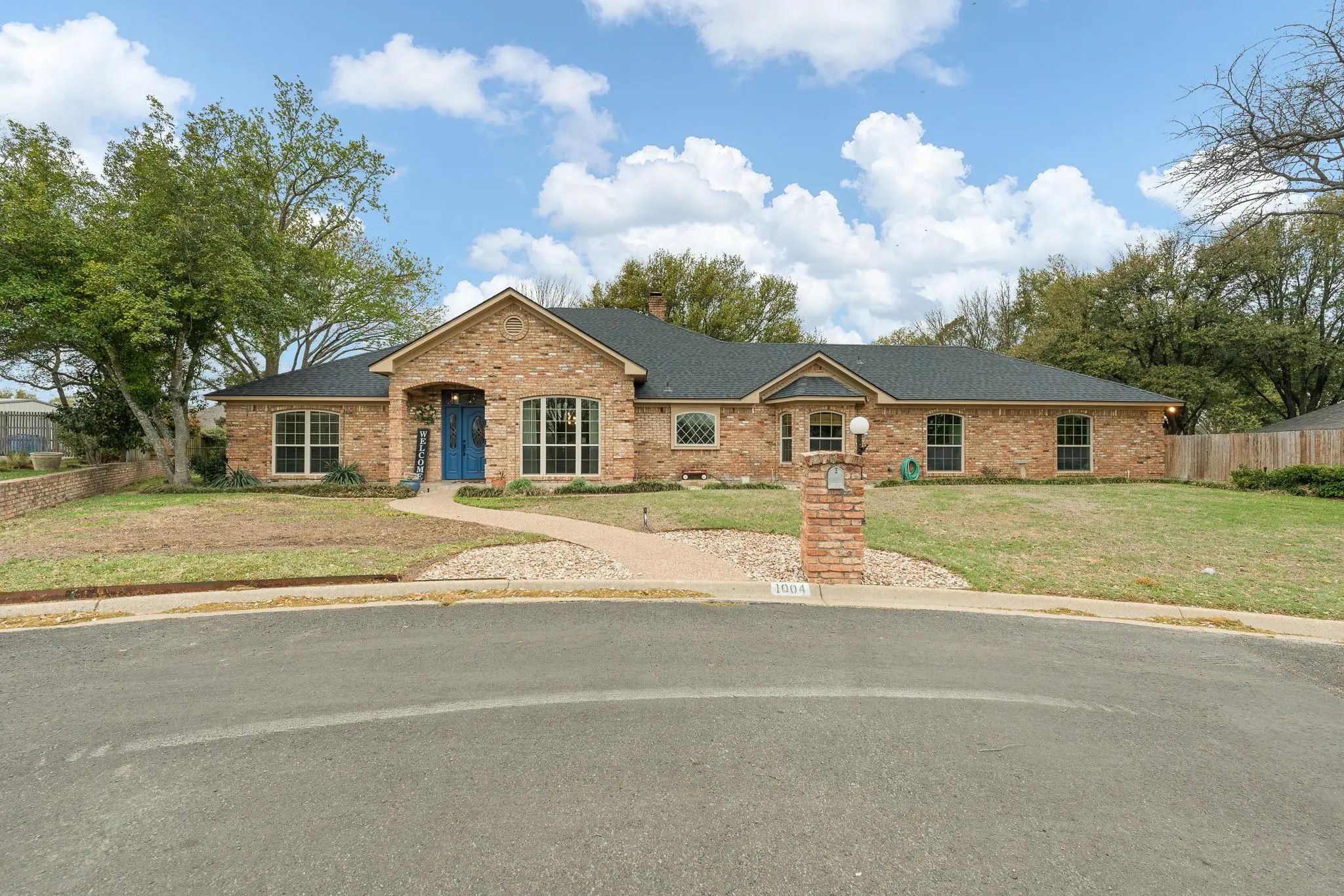 Photo of Listing #21378750