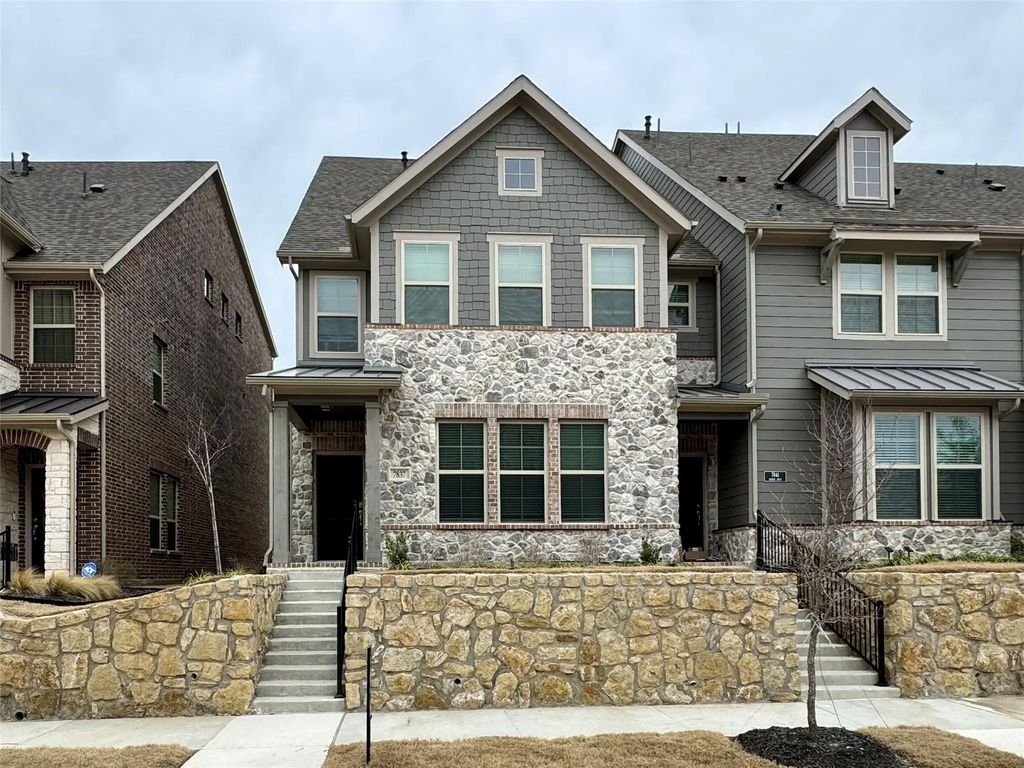 7837 Bayside Drive, Rowlett
