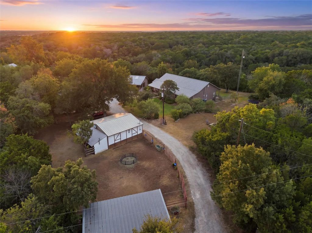 600 Cedar Canyon Road, Crawford