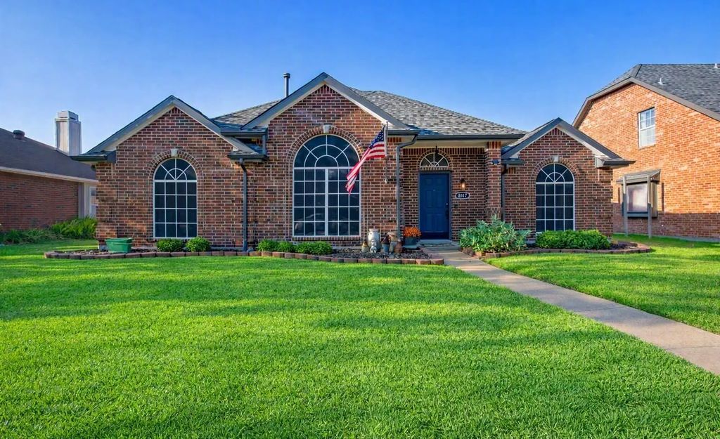 8317 Trail Lake Drive, Rowlett