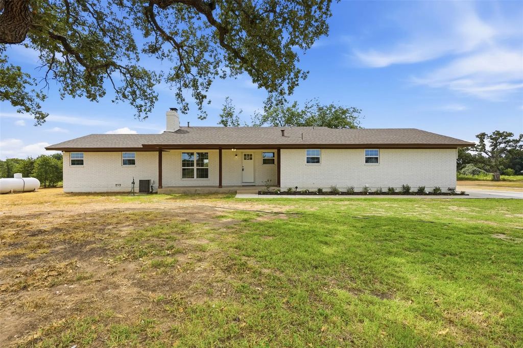 1024 Arbor Vista Drive, Azle