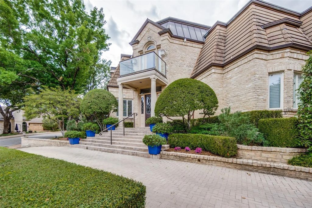7744 Glen Albens Circle, Dallas