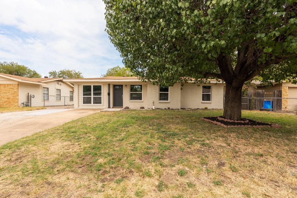 5517 Cottey Street, Fort Worth