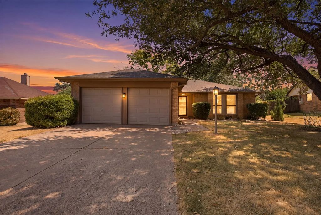 6417 Shasta Trail, Fort Worth