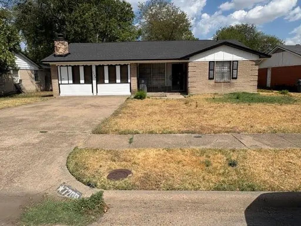 7208 Larchway Drive, Dallas