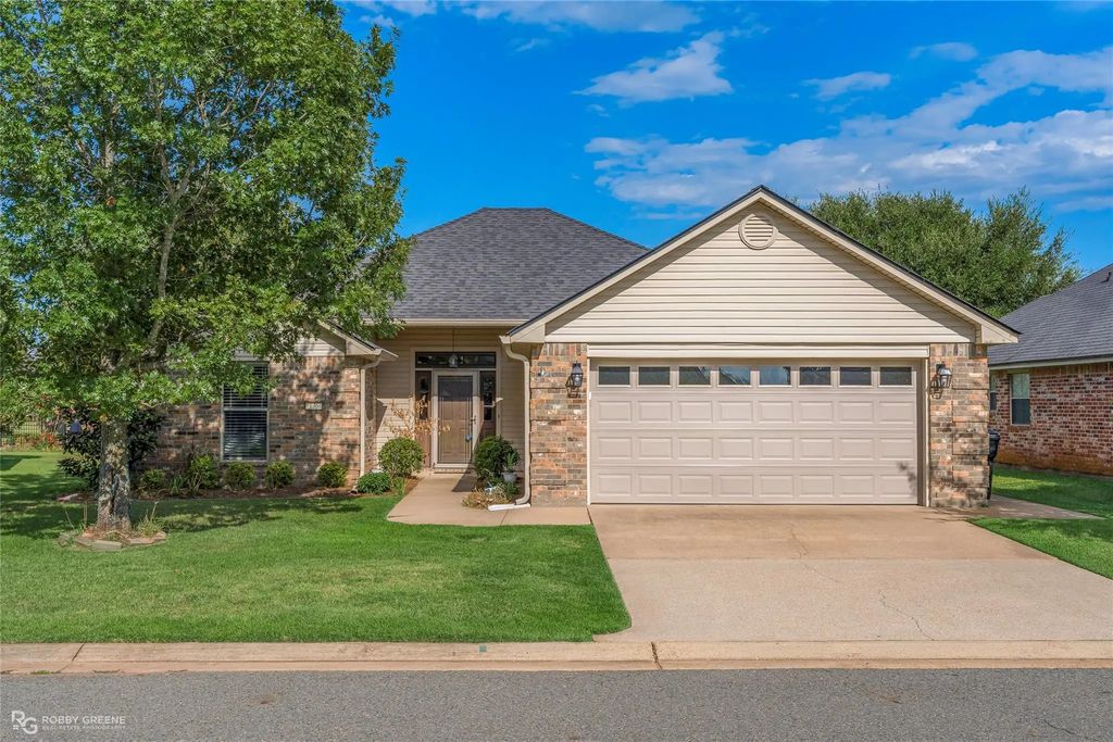 136 Rachel Lane, Bossier City