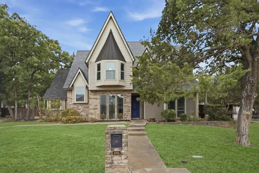 4705 Villa Vera Drive, Arlington