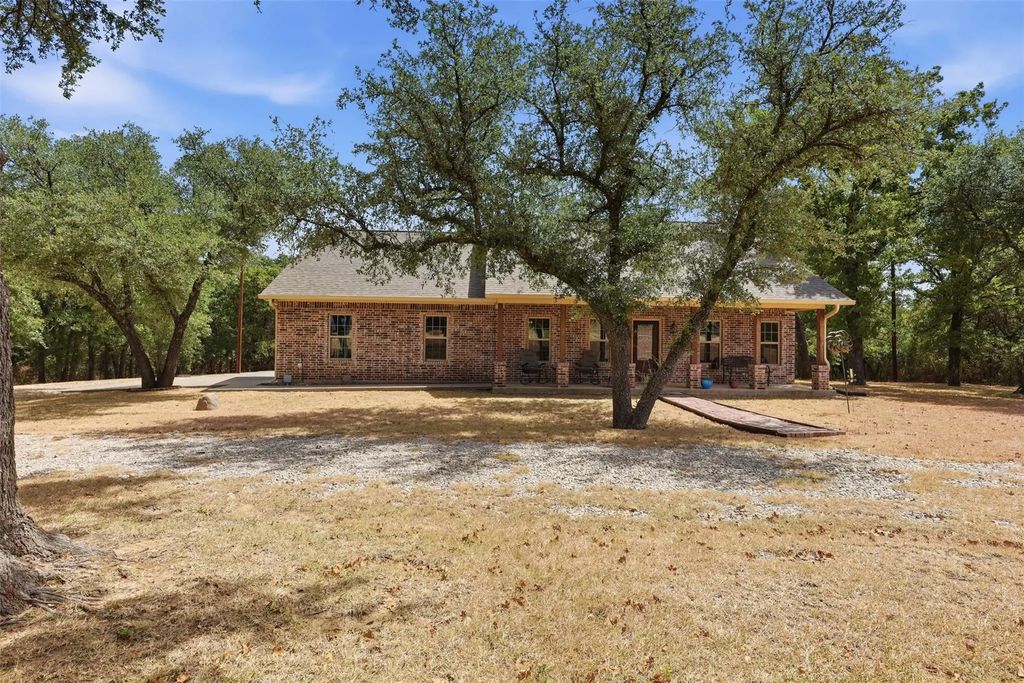 415 Adell Road, Weatherford