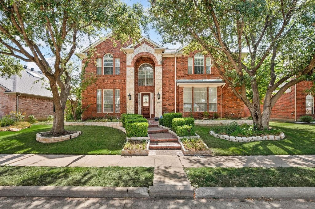 5549 Mountain Valley Drive, The Colony
