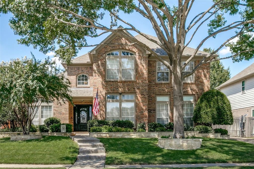 1628 Highland Oaks Drive, Keller