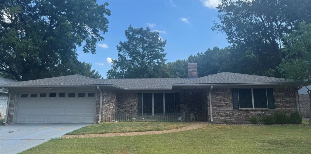 2529 Lakeway Drive, Shreveport