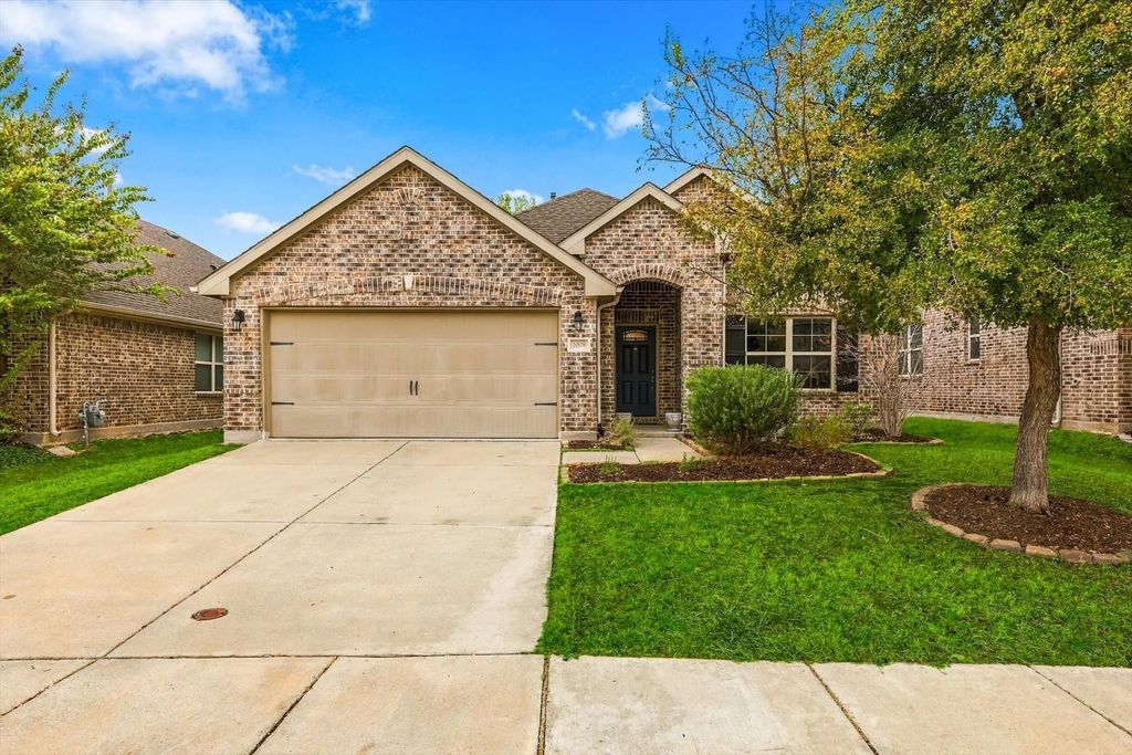 2008 Rosebury Lane, Forney