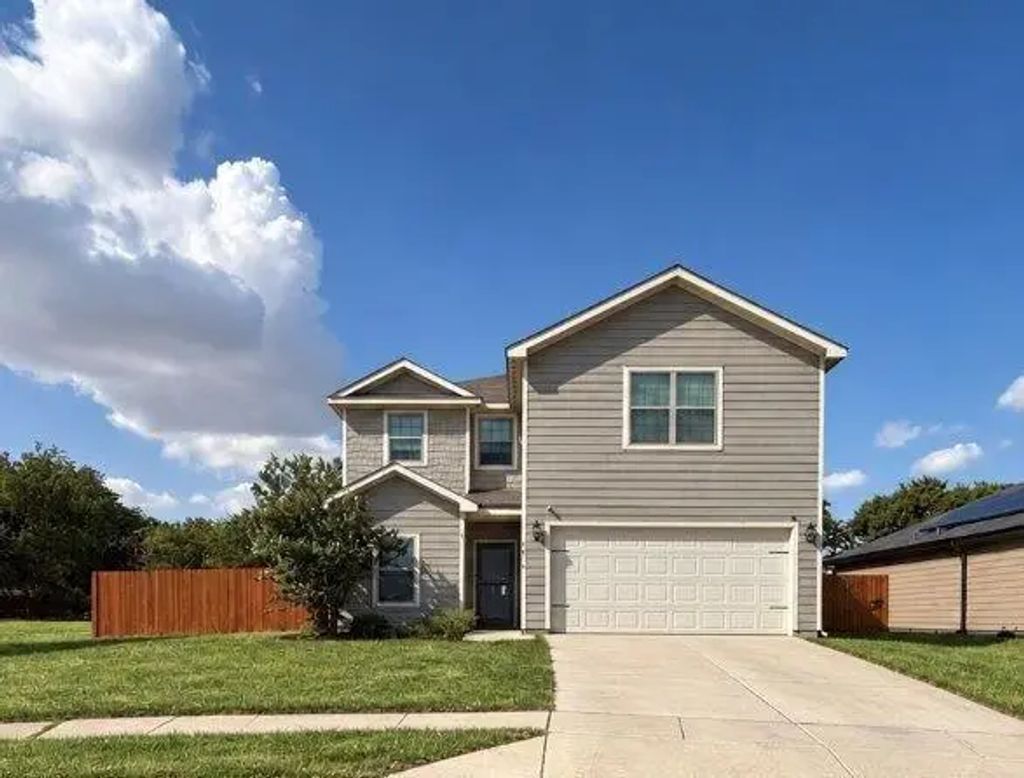 4616 Skipador Drive, Fort Worth