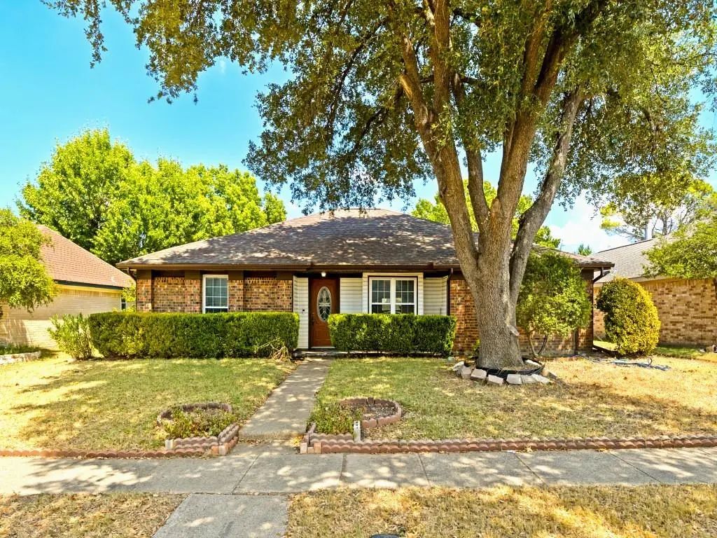 305 Jessica Drive, Garland