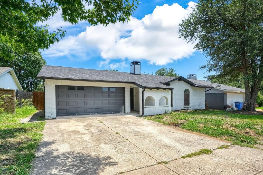 1002 Mill Run Drive, Allen