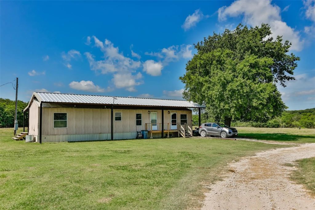 574 County Road 134, Gainesville