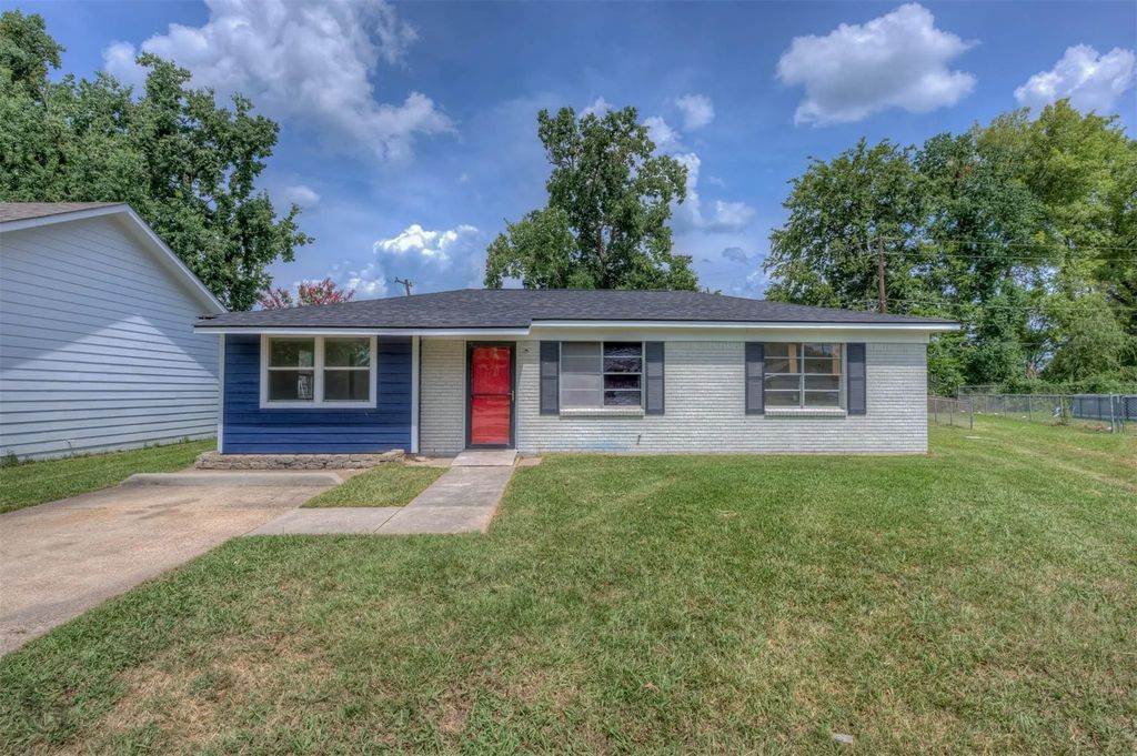 5421 Daffodil Avenue, Bossier City