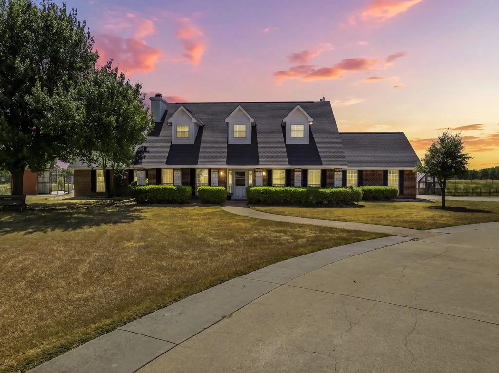 5112 Old Caufield Ranch Road, McGregor