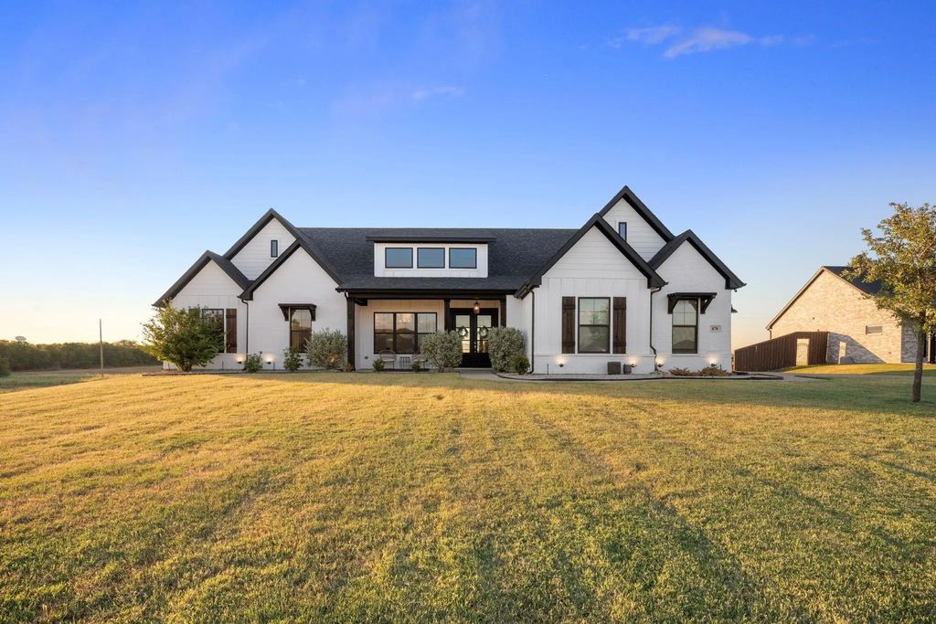 870 Dove Meadow Trail, Waxahachie